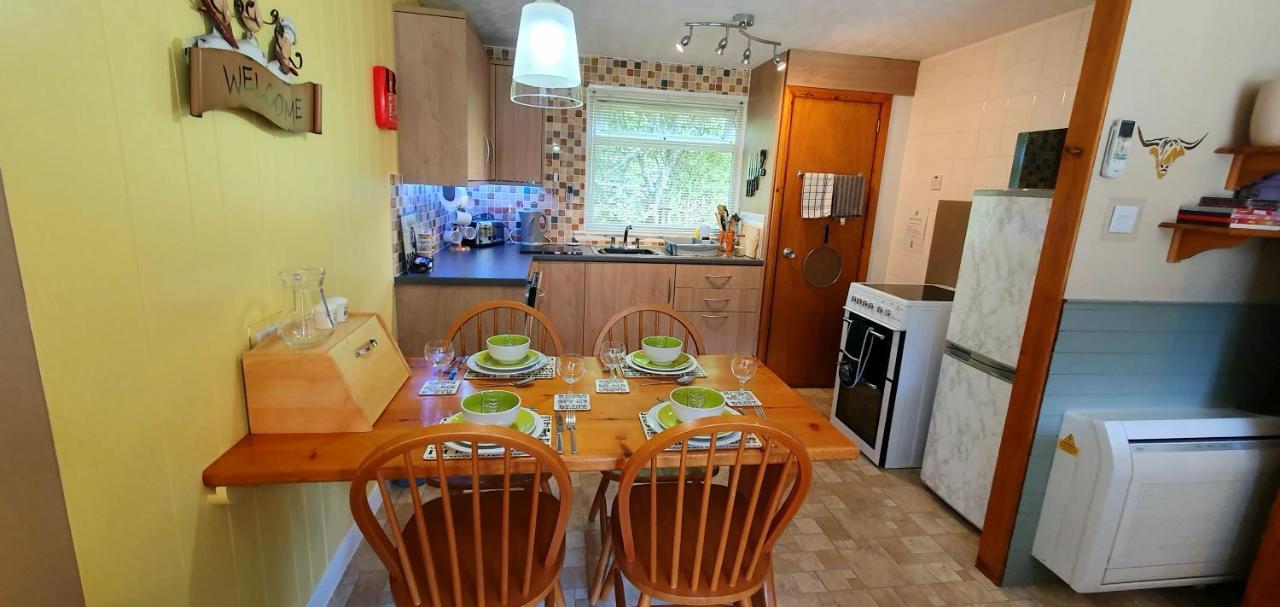 Torcroft Lodges Drumnadrochit Ngoại thất bức ảnh