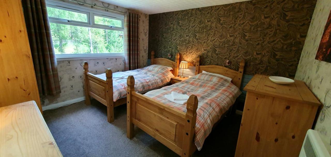 Torcroft Lodges Drumnadrochit Ngoại thất bức ảnh