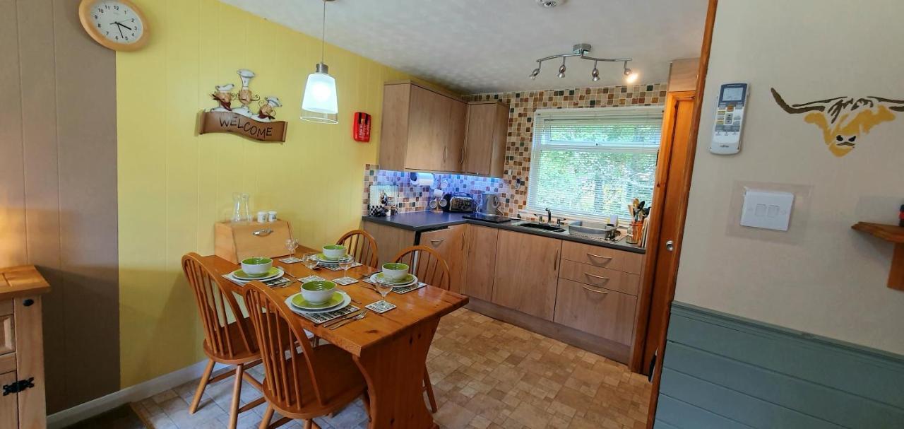 Torcroft Lodges Drumnadrochit Ngoại thất bức ảnh